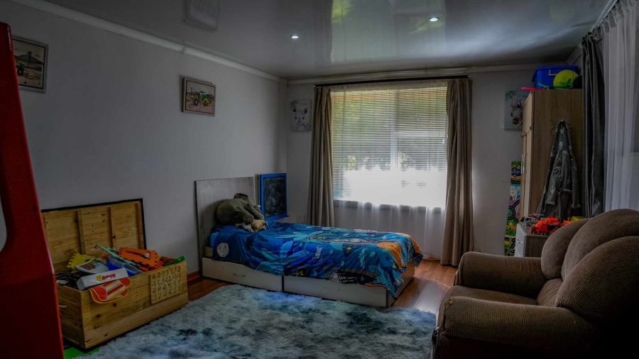 4 Bedroom Property for Sale in Kwaggafontein Free State